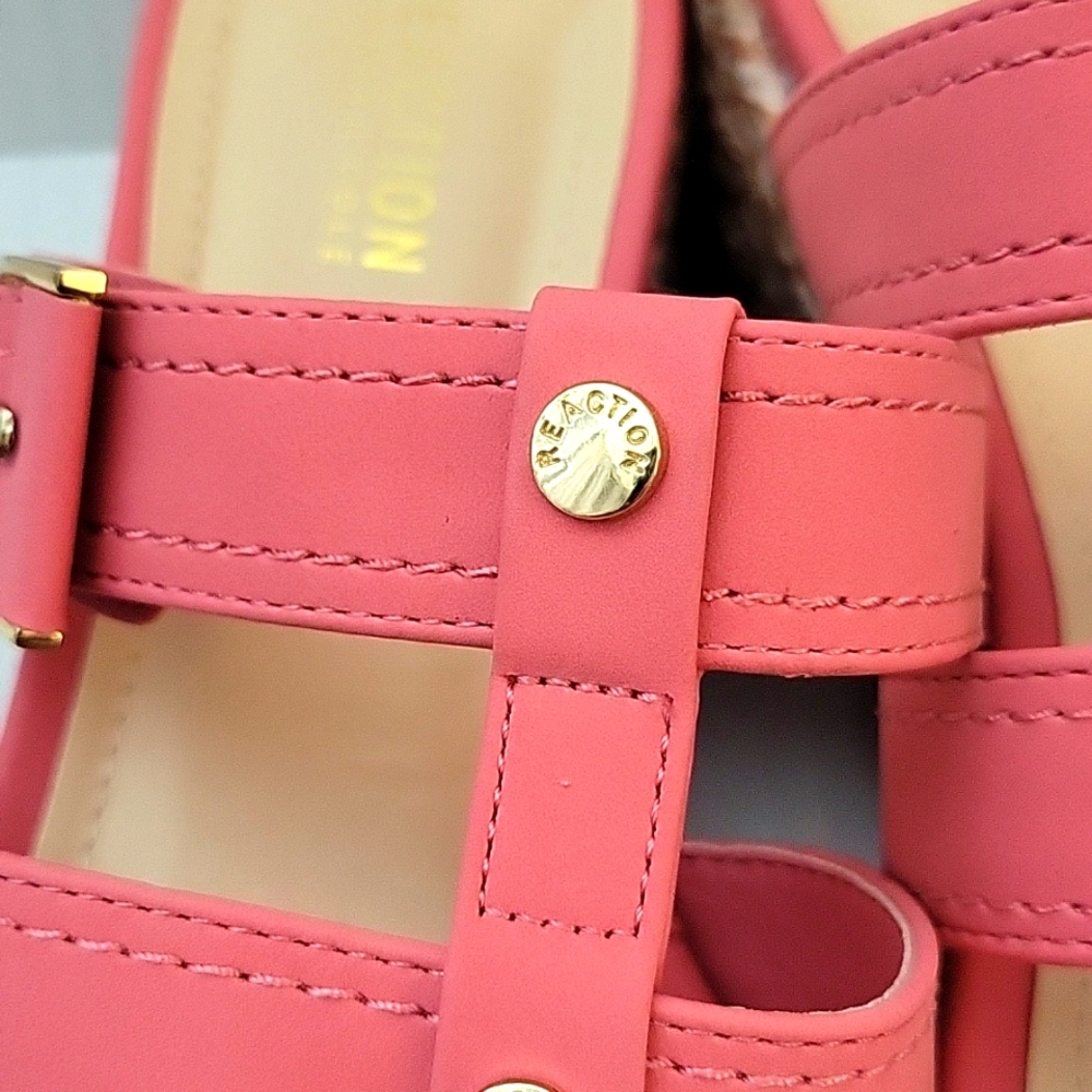 Kenneth Cole Reaction Peggie Wedge Buckle Womens Wedges Slip On. Size 11. Coral - Picture 5 of 8